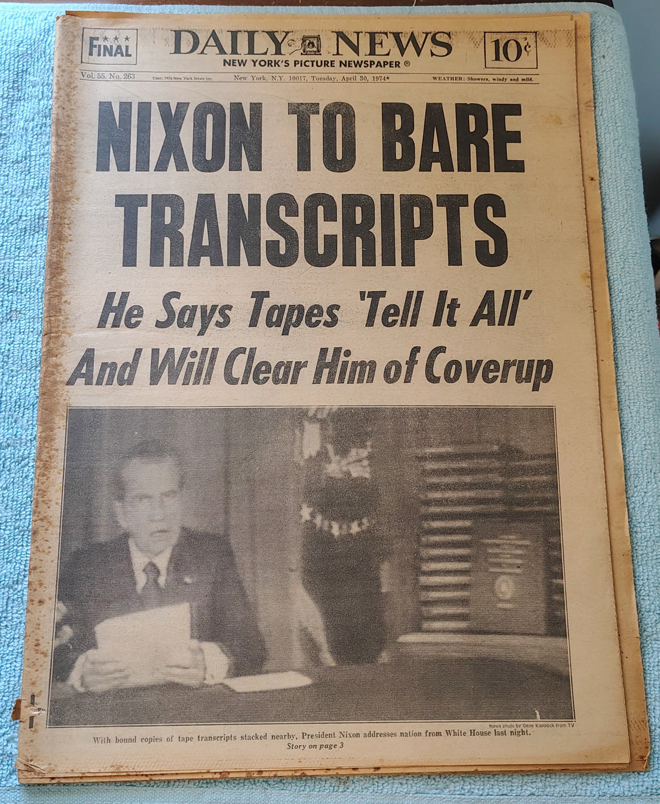 New York Daily News April 30 1974 Nixon Watergate Transcripts Kissinger USSR