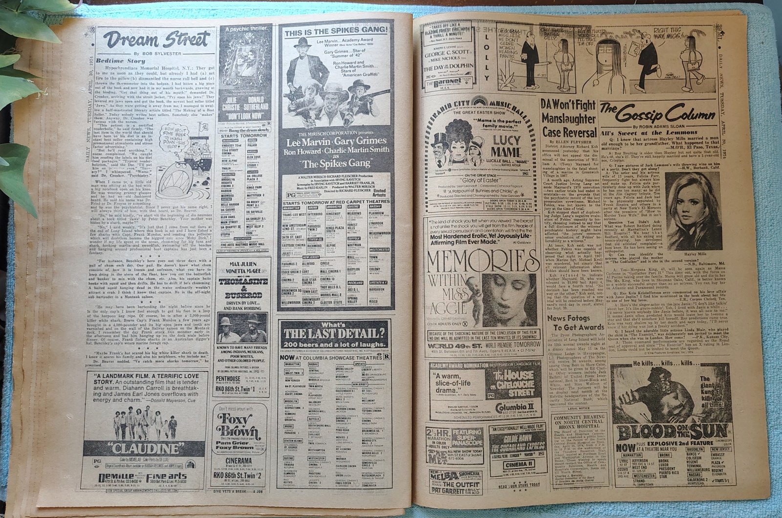 New York Daily News April 30 1974 Nixon Watergate Transcripts Kissinger USSR - Image 15