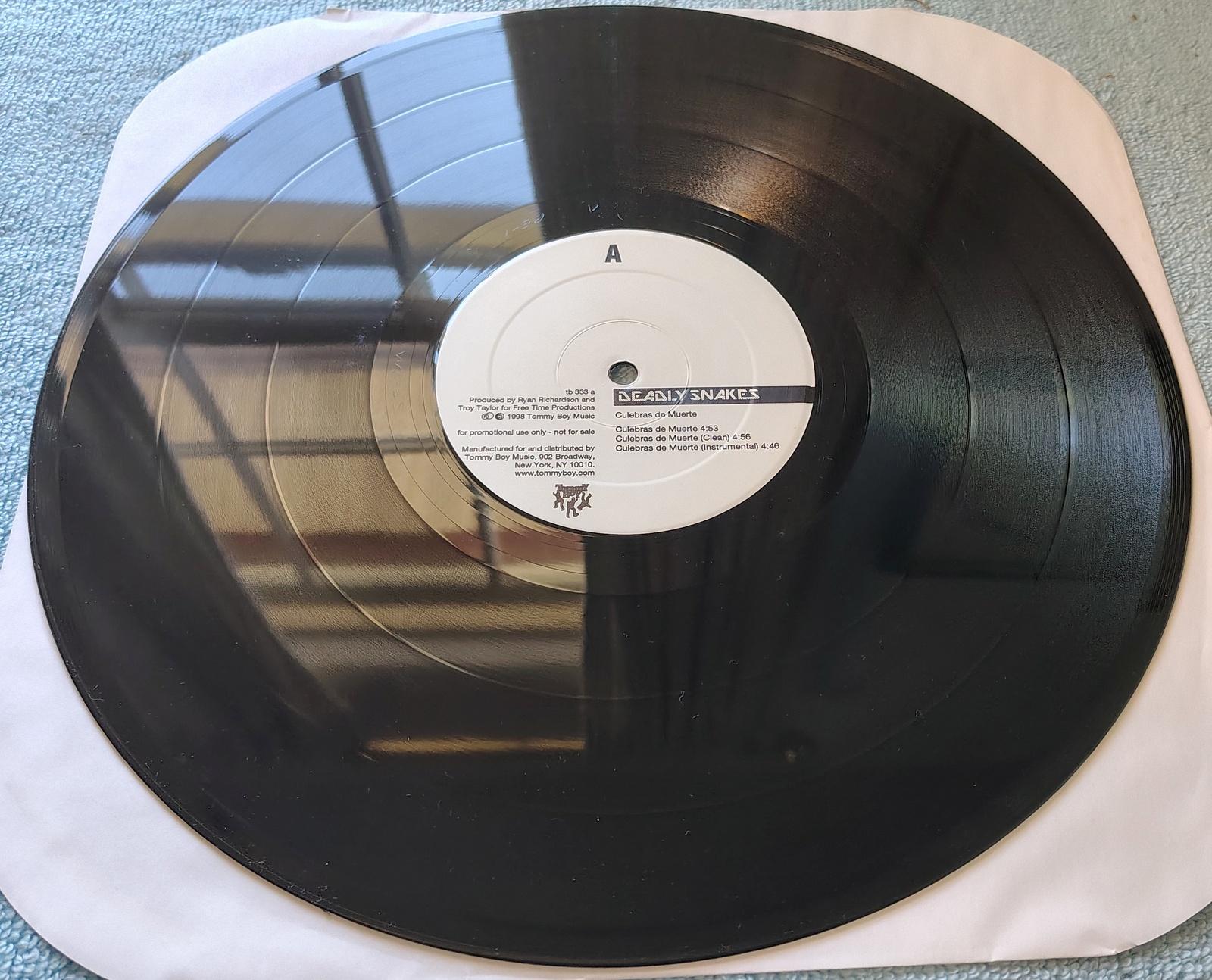 Deadly Snakes – Culebras de Muerte b/w Wild West Promo 12″ Vinyl (1998 Tommy Boy) - Image 2