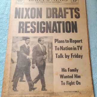New York Daily News Aug 8 1974 Nixon Drafts Resignation Philippe Petit WTC Virginia Apgar