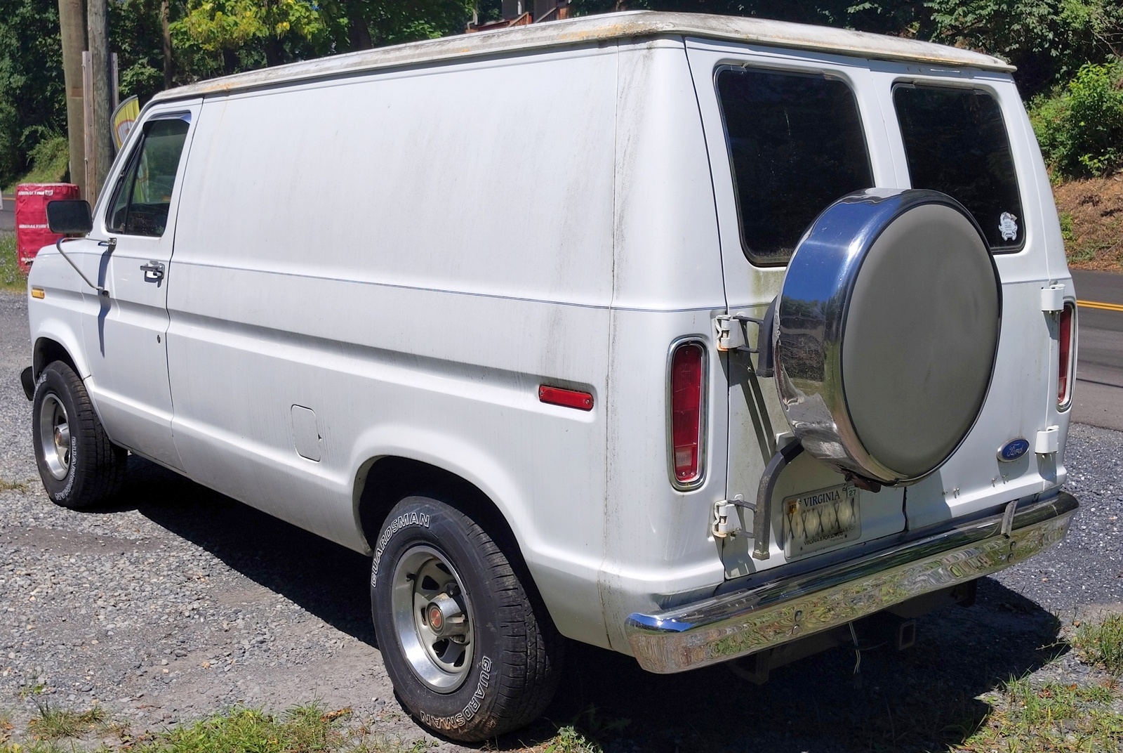 1983 Ford E-100 Econoline Short Wheelbase Van | 300 Inline Six | 3-Speed Manual w/ Overdrive | 91,812 Miles - Image 5