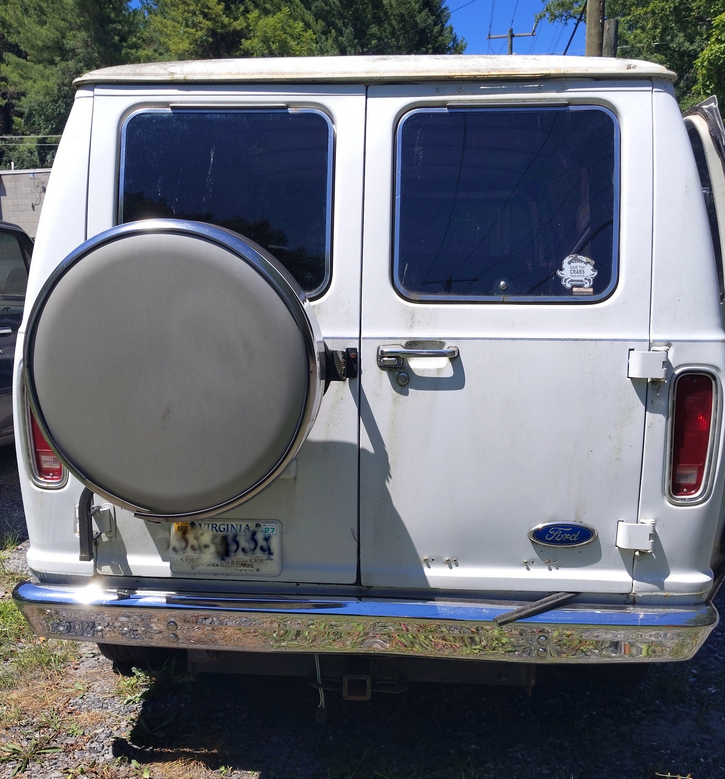 1983 Ford E-100 Econoline Short Wheelbase Van | 300 Inline Six | 3-Speed Manual w/ Overdrive | 91,812 Miles - Image 11