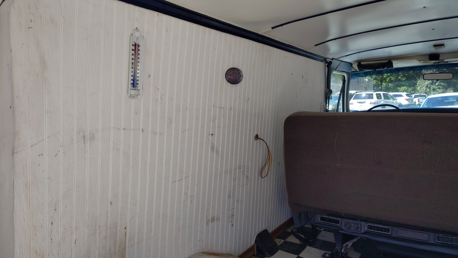 1983 Ford E-100 Econoline Short Wheelbase Van | 300 Inline Six | 3-Speed Manual w/ Overdrive | 91,812 Miles - Image 25
