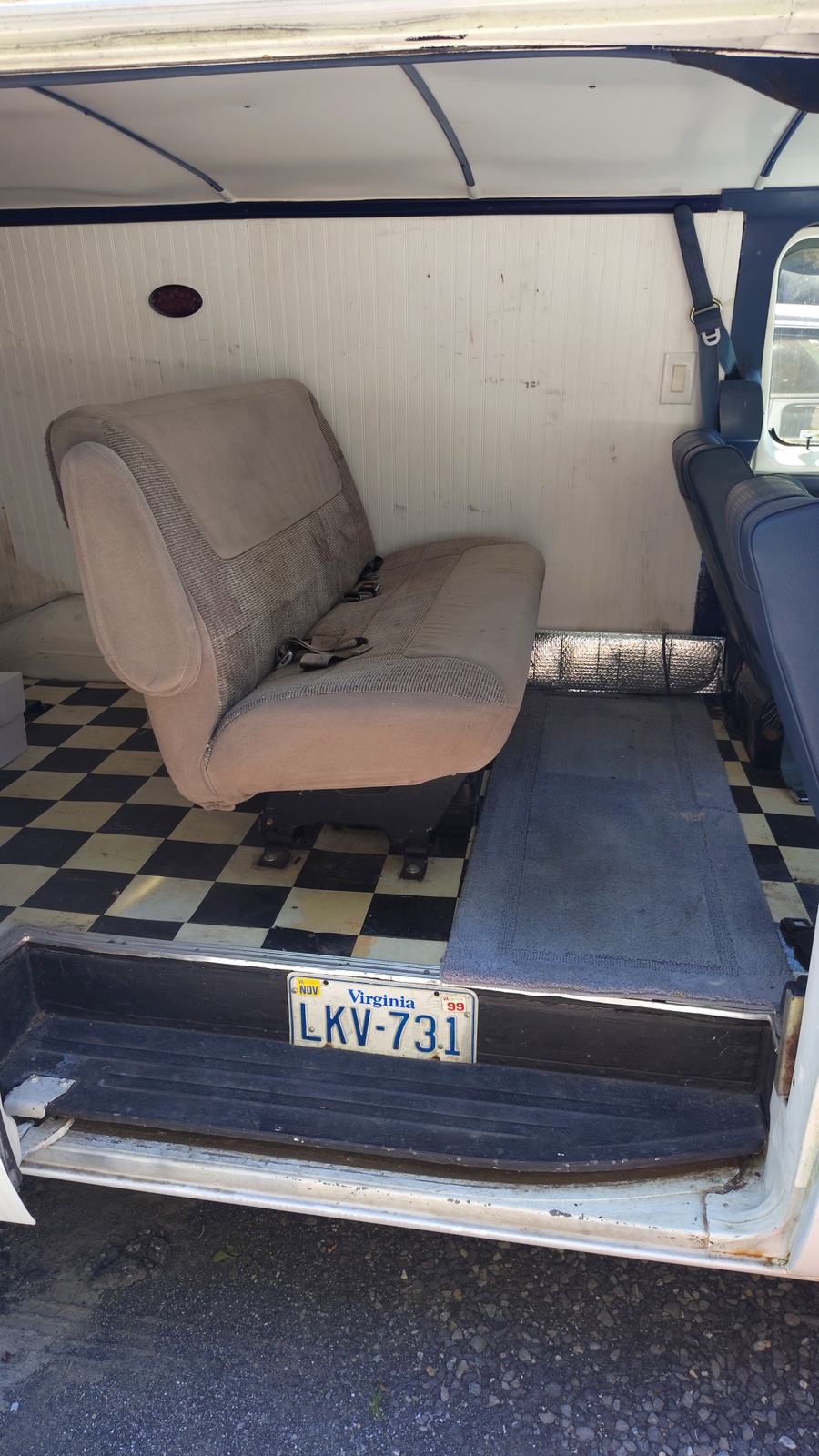 1983 Ford E-100 Econoline Short Wheelbase Van | 300 Inline Six | 3-Speed Manual w/ Overdrive | 91,812 Miles - Image 28