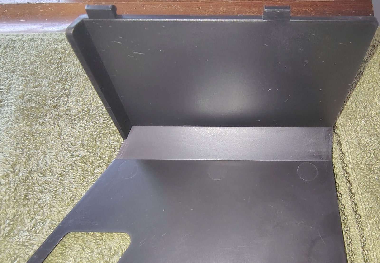 Corsair CC-8900075 Black Plastic PSU HDD Shroud Assembly 400C 400Q Crystal 460X Complete - Image 17