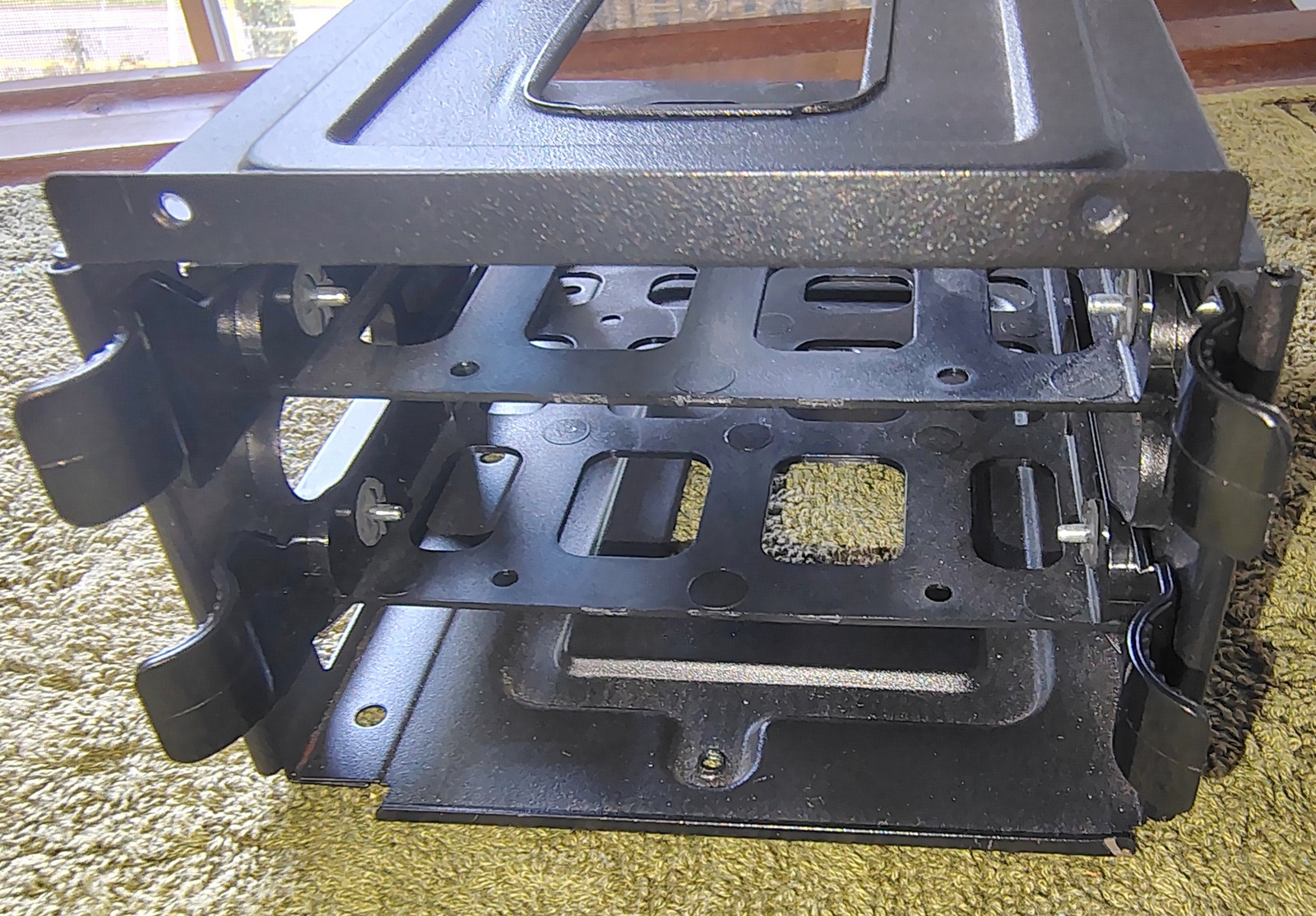 Corsair HDD Cage Assembly with 2 Drive Trays for Carbide 400C 400Q 460X - Image 9