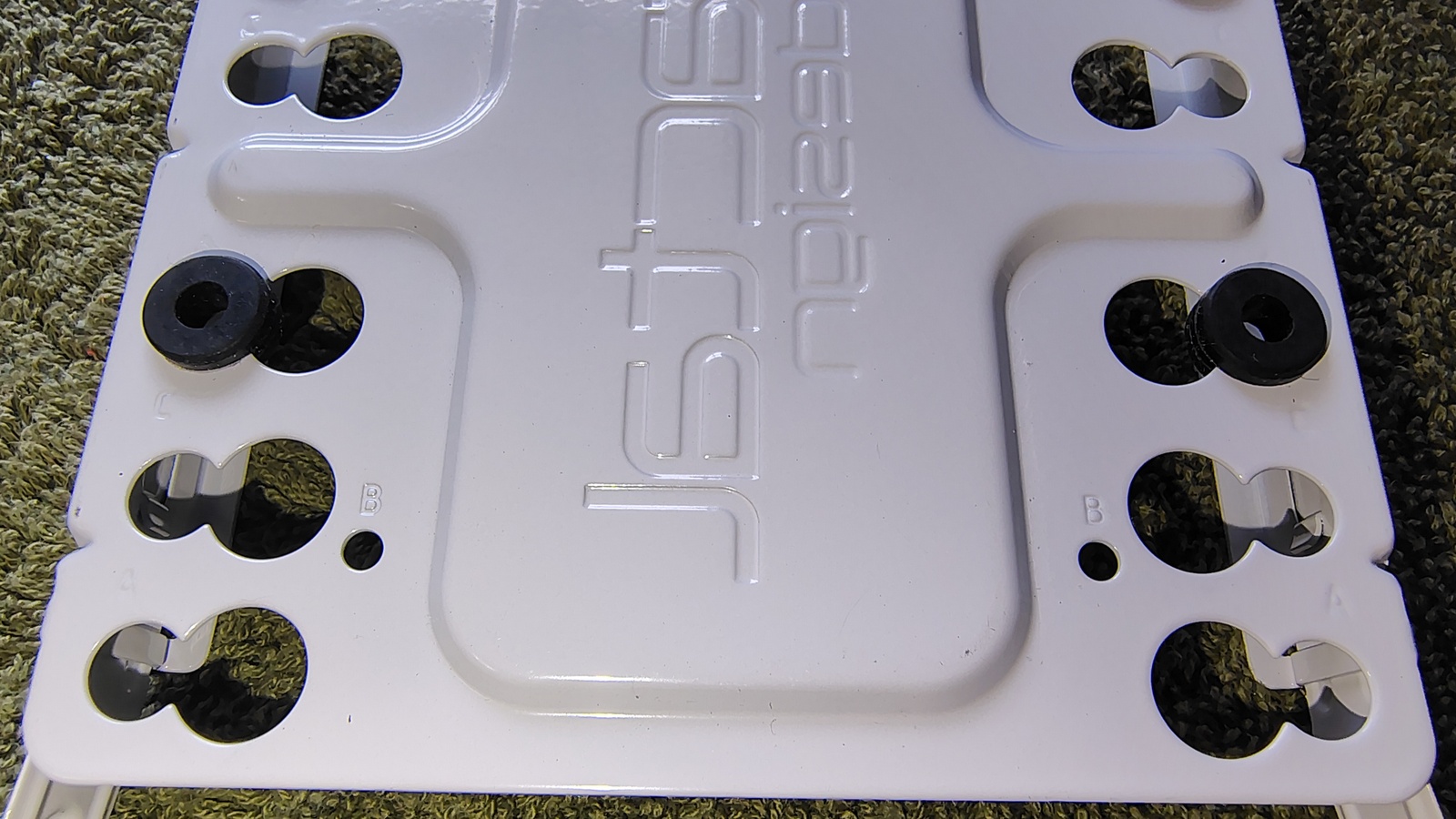 Fractal Design Updated HDD Drive Tray w/ Dampeners for Define R4 Arc Midi R2 & SSD Screws - Image 11