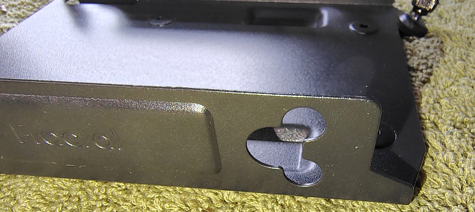 Fractal Design North Epoch Black Metal HDD SSD Drive Bracket w Captive Thumbscrew - Image 4