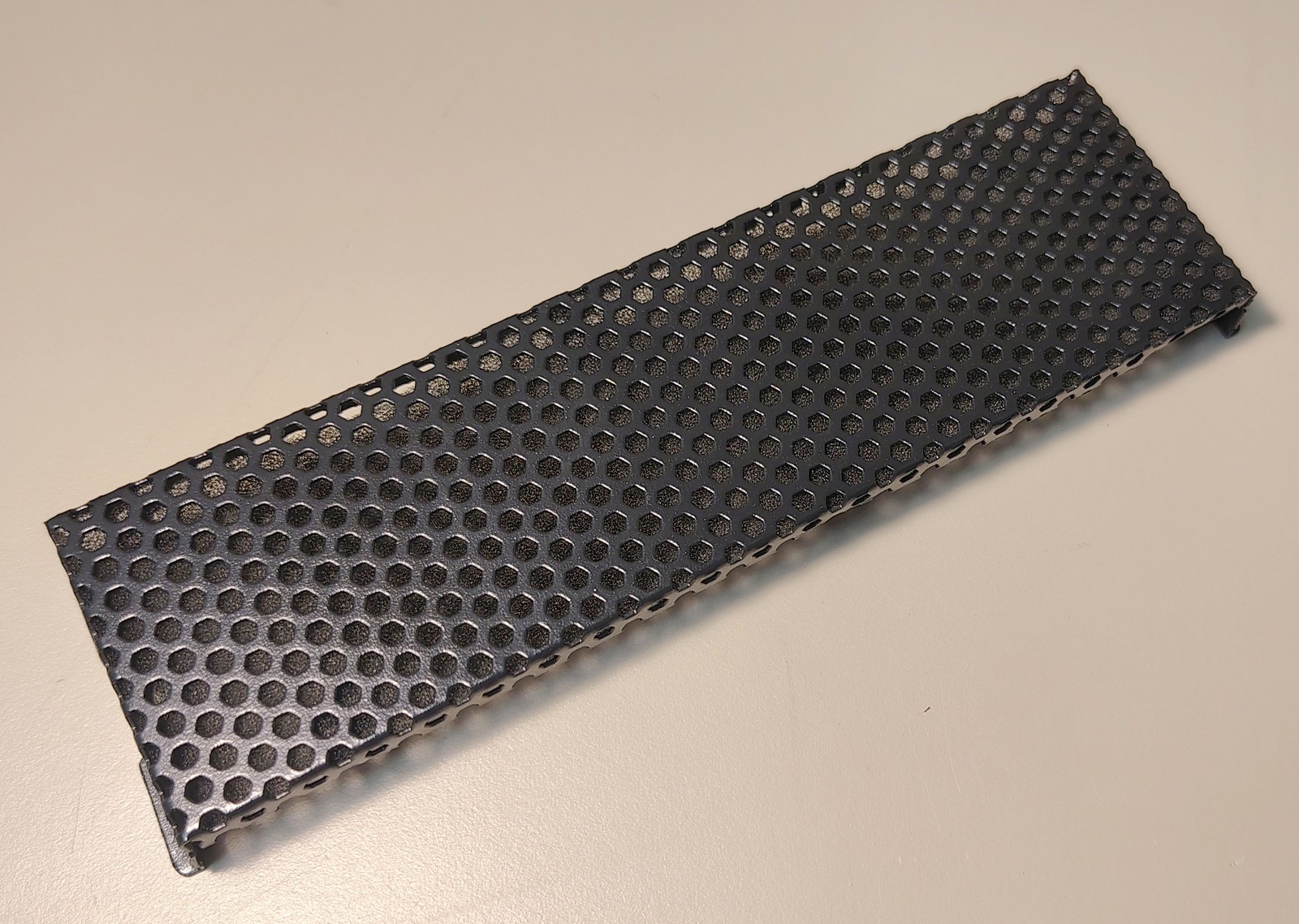 Thermaltake Versa H25 5.25" Drive Bay Cover Mesh Filter Faceplate OEM Black Steel
