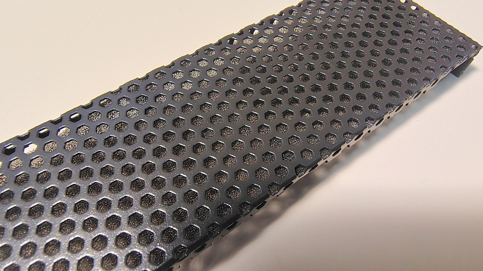 Thermaltake Versa H25 5.25" Drive Bay Cover Mesh Filter Faceplate OEM Black Steel - Image 3