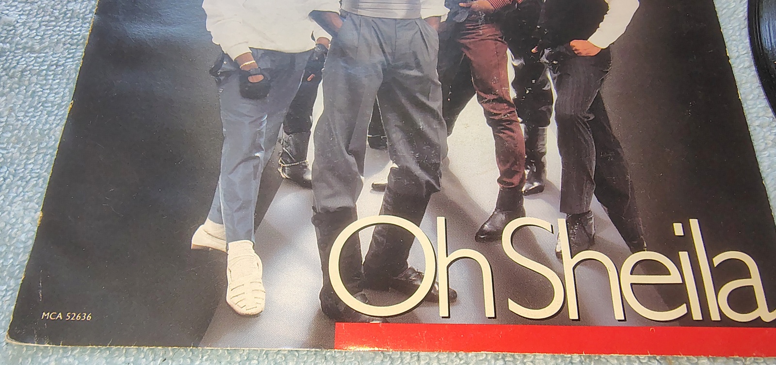 Ready For The World - Oh Sheila 7" 45 RPM Vinyl Single (1985 MCA-52636) - Image 2